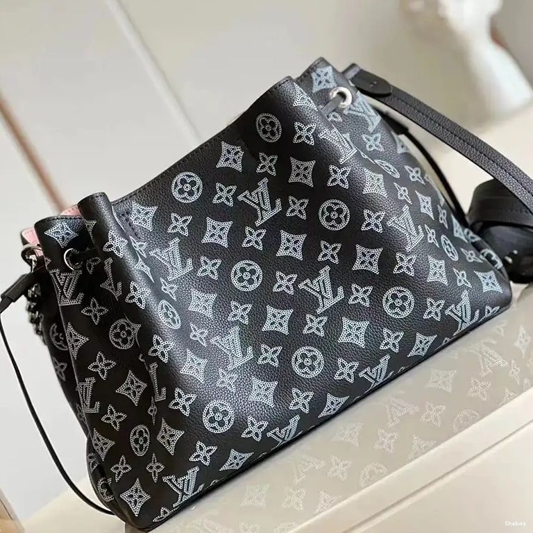 LV 2302HT0015 Bag 0623